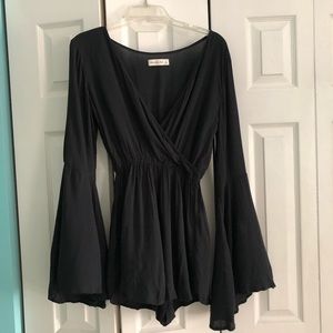 COPY - Abercrombie & Fitch bell-sleeves shorts romper